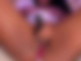 Live cam show with Elaine Brown - Cum In Pussy on CamClone