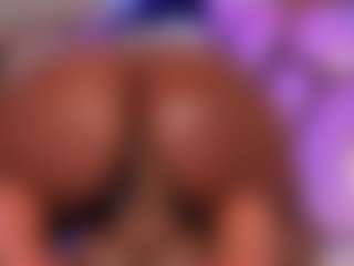 Live cam show with Elaine Brown - Bedroom Latina on sexylive.show | colombia