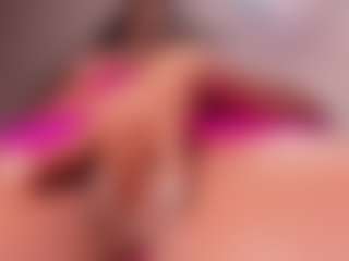 Live cam show with Elaine Brown - Big Ass on Dare Cams