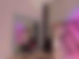 Elaine Brown's Live Sex Cam Show