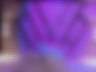 Live cam show with Elaine Brown - Spank on AdultVida.com