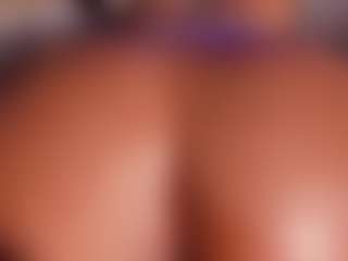 Elaine Brown's Live Sex Cam Show