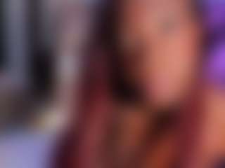 Live cam show with Elaine Brown - Bedroom on sexylive.show