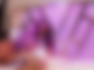 Live cam show with Elaine Brown - Ebony Toys on CamwithHer
