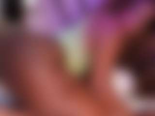Elaine Brown's Live Sex Cam Show