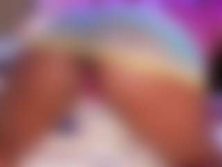 Live cam show with Elaine Brown - BBW Ebony on Gym Cam Girls