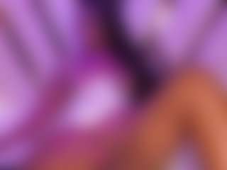 Live cam show with Elaine Brown - Bedroom on Camsoda