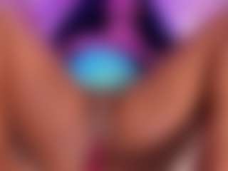 Live cam show with Elaine Brown - Ebony on https://playwithruby.com | colombia