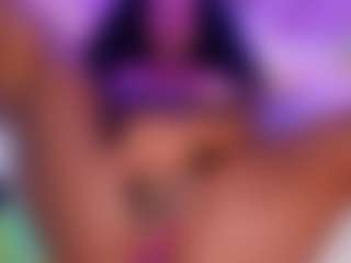 Live cam show with Elaine Brown - Asshole Black on madthumbs