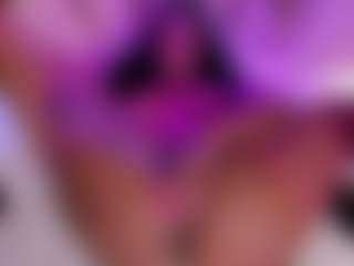 Elaine Brown's Live Sex Cam Show