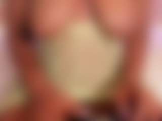 Elaine Brown's Live Sex Cam Show