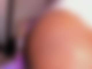 Elaine Brown's Live Sex Cam Show