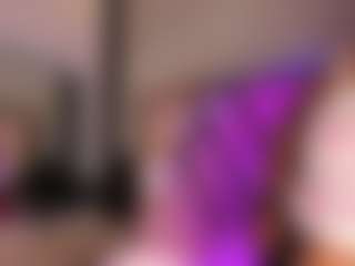 Elaine Brown's Live Sex Cam Show