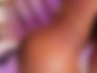Live cam show with Elaine Brown - Black Blowjob on Milf Play