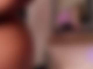 Live cam show with Elaine Brown - Ahegao on Livezox