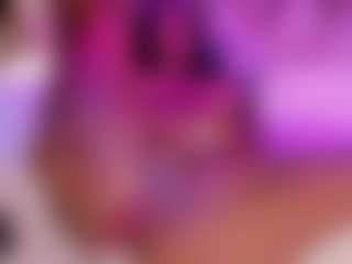 Live cam show with Elaine Brown - HD on hrnylive.com