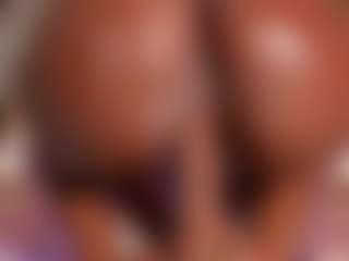 Elaine Brown's Live Sex Cam Show