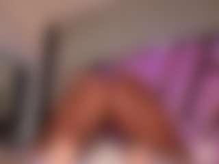 Elaine Brown's Live Sex Cam Show