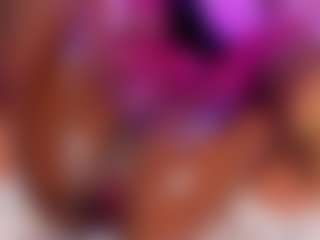 Live cam show with Elaine Brown - Ebony Squirt on Dare Cams