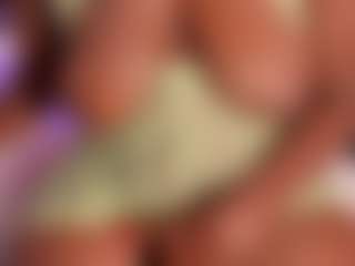 Elaine Brown's Live Sex Cam Show