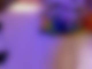 Live cam show with Elaine Brown - Black Fetish on Milfs Live