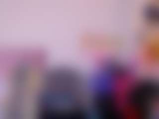 lanaqueen69's Live Sex Cam Show