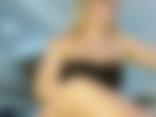 Live cam show with KendallCurkovaa - Blonde Hair on LiveSexCams6