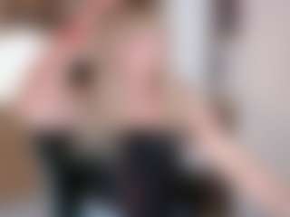 Live cam show with KendallCurkovaa - Spank on madthumbs
