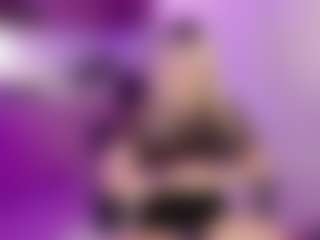 Live cam show with KendallCurkovaa - Spank on Camsoda