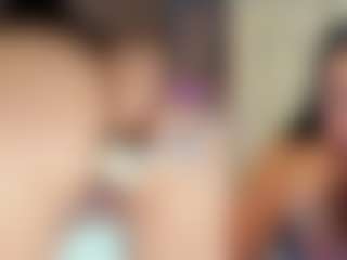 Alessandra-Smith MILF webcam performer live streaming