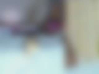 Alessandra-Smith MILF-Webcam-Performerin live