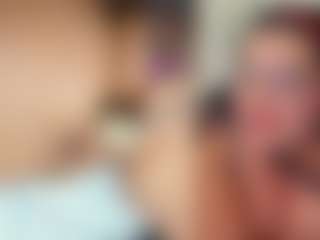 Live cam show with Alessandra-Smith - Facial Piercings on Free Soda