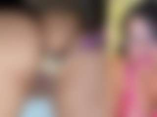 Alessandra-Smith MILF webcam performer live streaming