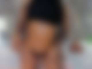 Live cam show with Nya Kim - Ebony MILF on Cam Slut