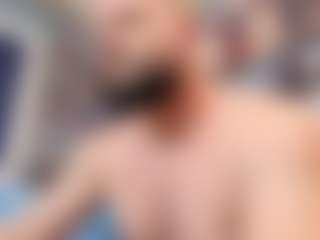 HugeMuscles's Live Sex Cam Show