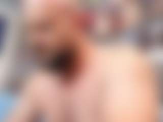 HugeMuscles's Live Sex Cam Show