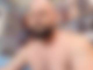 HugeMuscles's Live Sex Cam Show