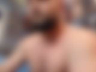 HugeMuscles's Live Sex Cam Show