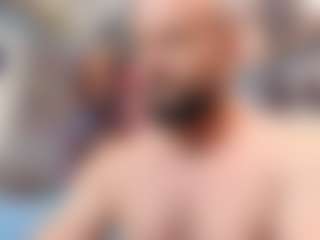 HugeMuscles's Live Sex Cam Show