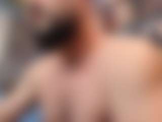HugeMuscles's Live Sex Cam Show