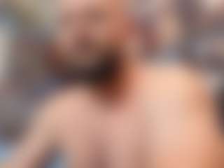 Live cam show with HugeMuscles - Average on Camsoda