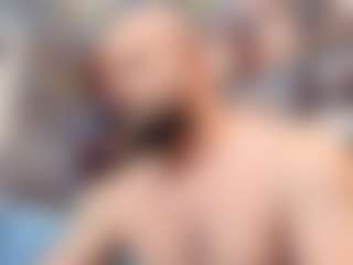 Live cam show with HugeMuscles - White on Taboo Cams XXX