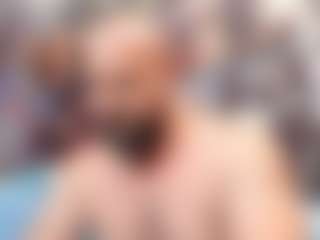 HugeMuscles's Live Sex Cam Show