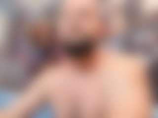 HugeMuscles's Live Sex Cam Show