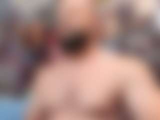 Live cam show with HugeMuscles - Handjob on CamSextacy