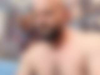 HugeMuscles's Live Sex Cam Show