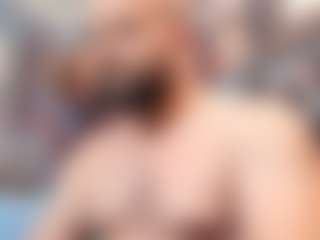 HugeMuscles's Live Sex Cam Show