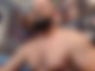 HugeMuscles's Live Sex Cam Show
