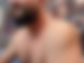 HugeMuscles's Live Sex Cam Show