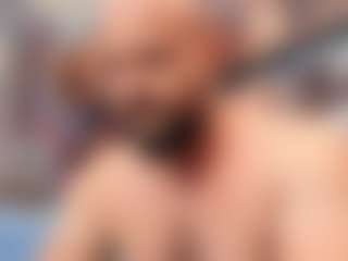 HugeMuscles's Live Sex Cam Show